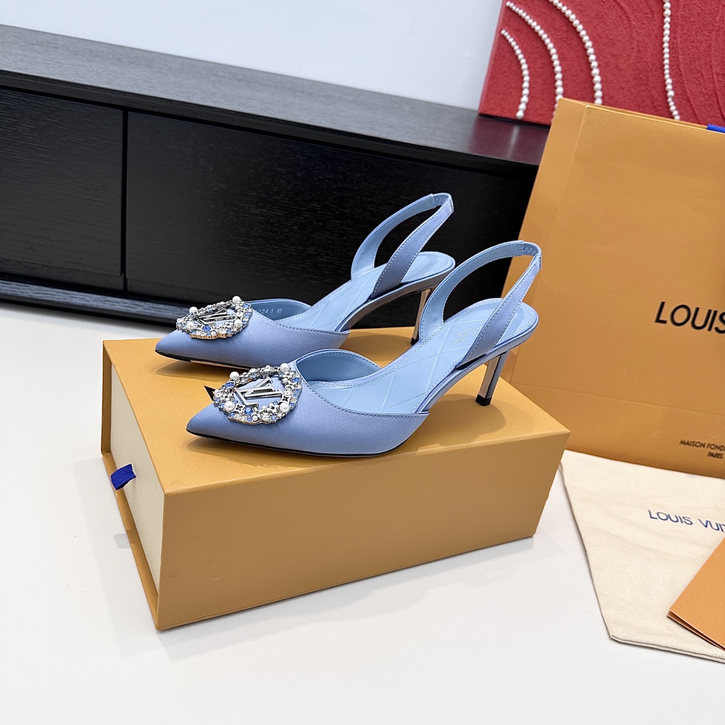 Women's high heels